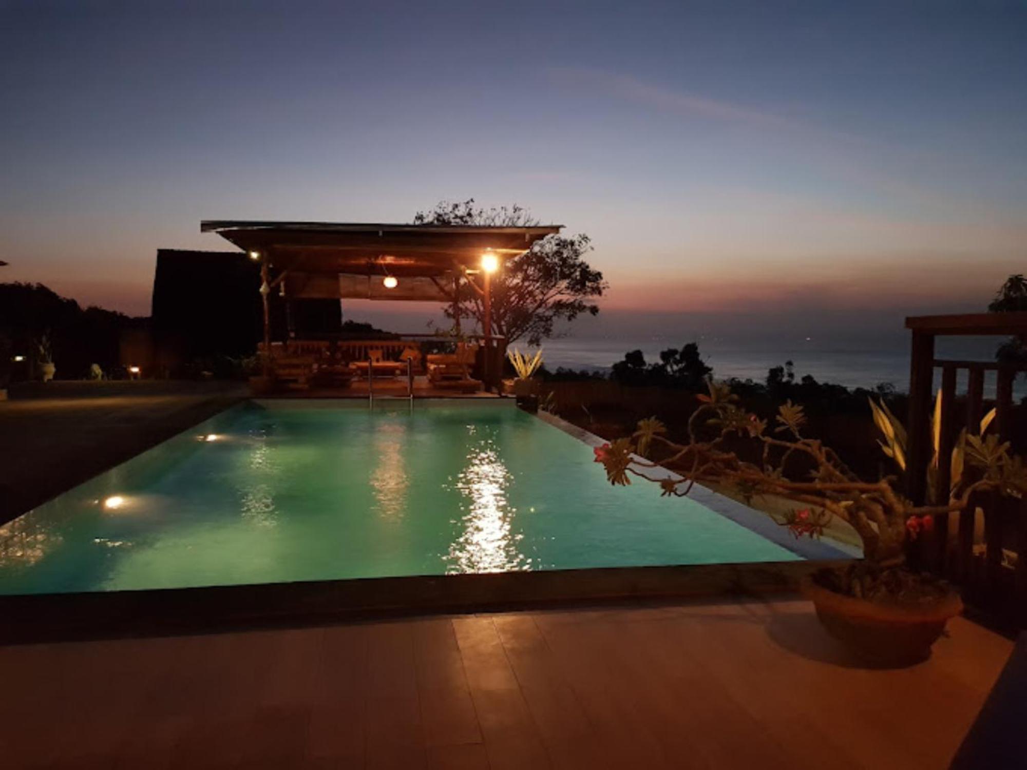 Batununggul Bataran Garden Cottage מראה חיצוני תמונה