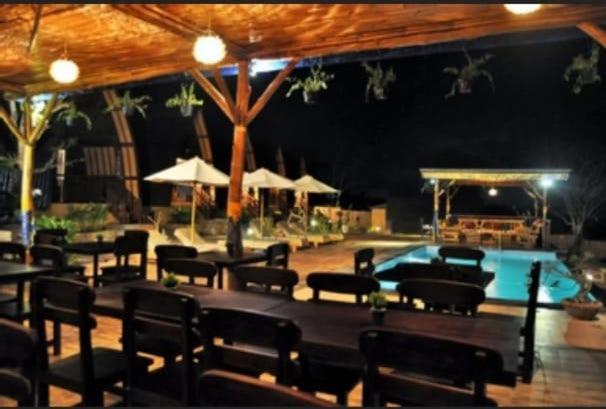 Batununggul Bataran Garden Cottage מראה חיצוני תמונה