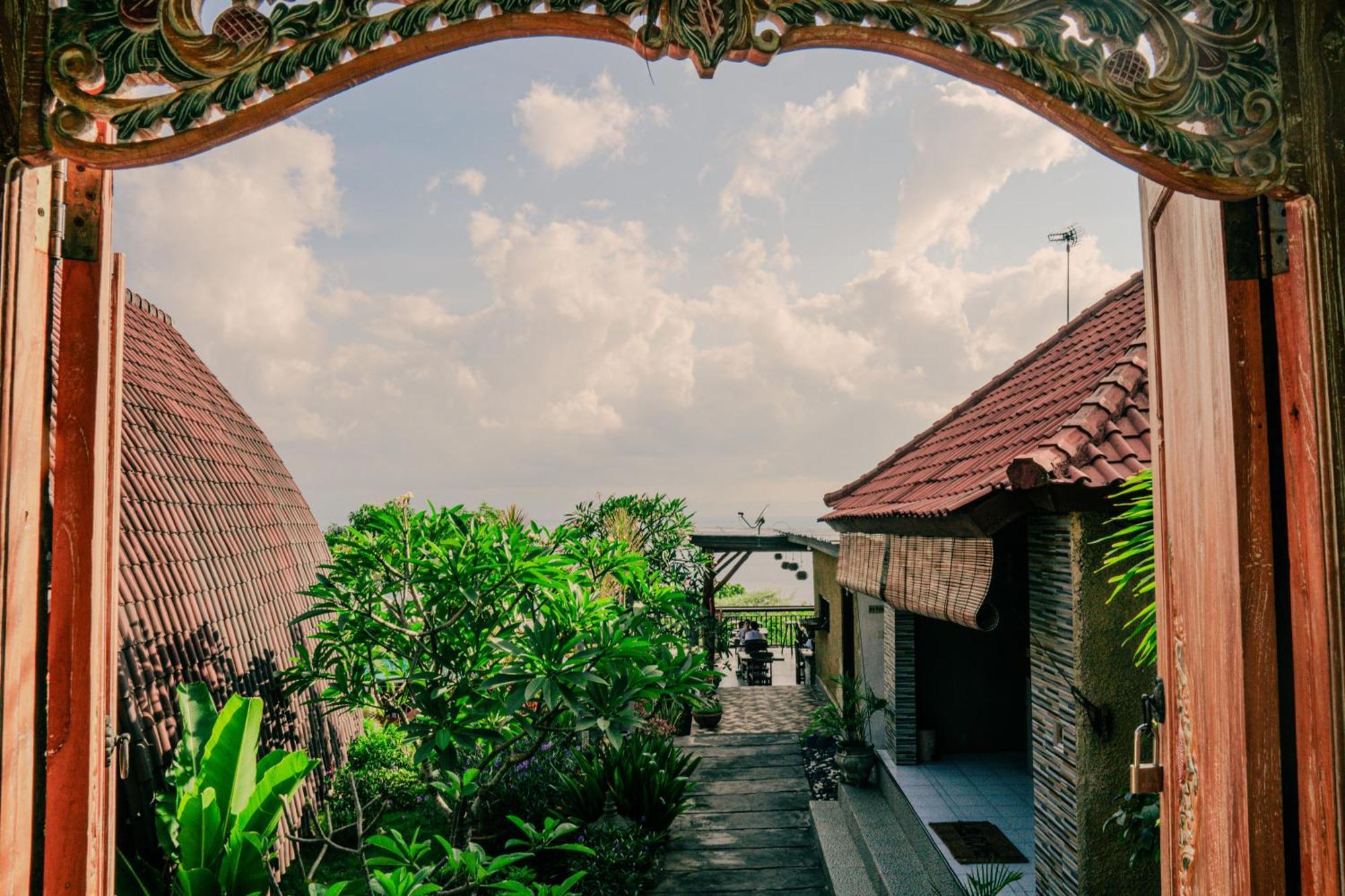 Batununggul Bataran Garden Cottage מראה חיצוני תמונה